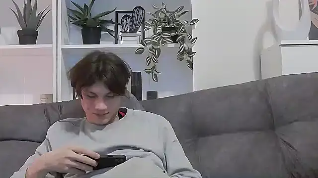 CalvinCay online show from March 2025 08:01:02 PM