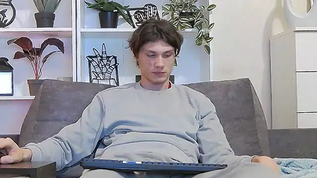 CalvinCay online show from March 2025 07:27:01 PM