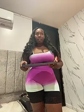 emilyrojas online show from April 2026 12:21:02 PM