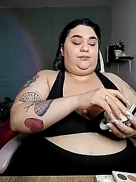 tiffany laurens online show from December 2024 06:45:02 AM