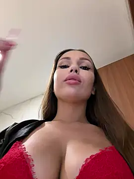 Snapshot of Syka0001 chatting on February 2025 01:35:02 PM Syka0001 online show from February 2025 01:35:02 PM