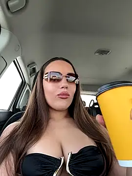 Snapshot of Syka0001 chatting on November 2025 07:52:01 AM Syka0001 online show from November 2025 07:52:01 AM