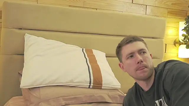 EthanPinkman online show from February 2026 04:33:01 AM