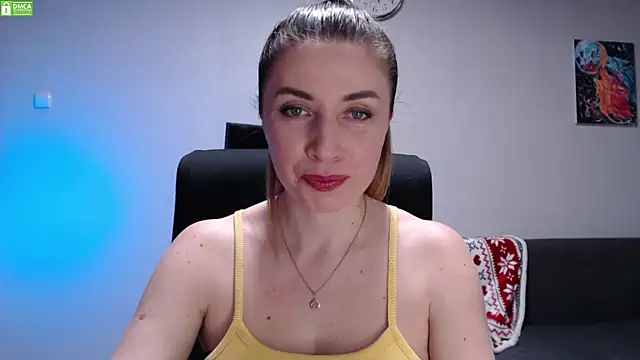 Snapshot of Sweet___Amelia chatting on April 2026 03:20:01 PM Sweet Amelia online show from April 2026 03:20:01 PM