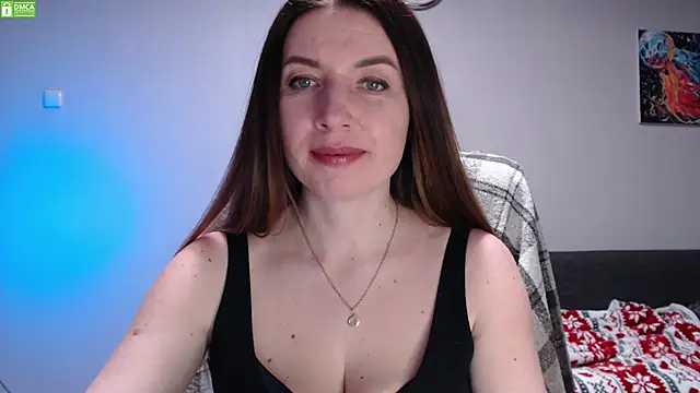 Snapshot of Sweet___Amelia chatting on April 2026 07:31:02 PM Sweet Amelia online show from April 2026 07:31:02 PM