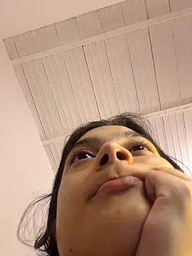 littlemelii online show from May 2026 03:30:02 PM