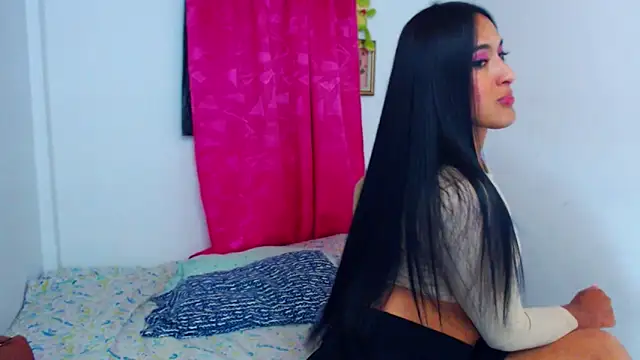 Snapshot of misss_estrella chatting on September 2025 09:06:02 PM misss estrella online show from September 2025 09:06:02 PM