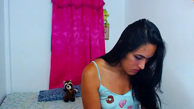 Snapshot of misss_estrella chatting on September 2025 11:02:02 AM misss estrella online show from September 2025 11:02:02 AM