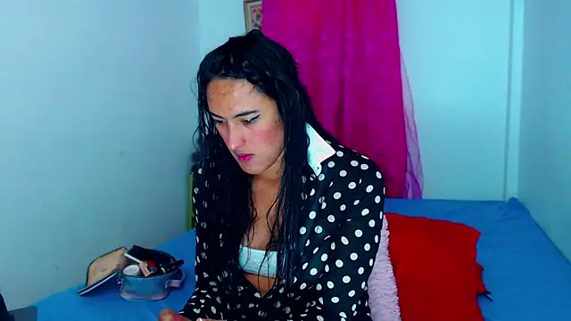 Snapshot of misss_estrella chatting on February 2026 01:49:01 PM misss estrella online show from February 2026 01:49:01 PM