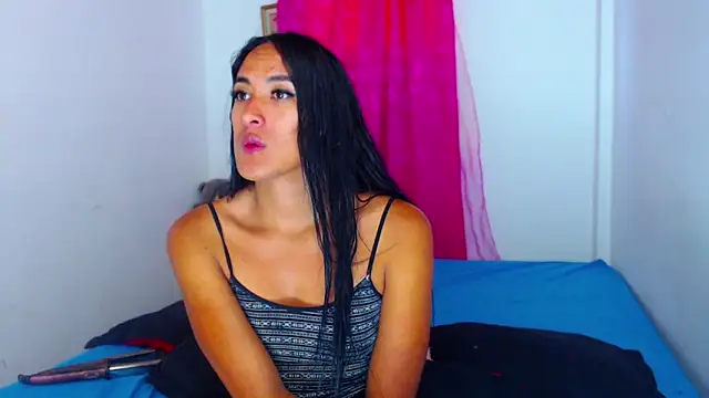 Snapshot of misss_estrella chatting on February 2026 04:26:01 PM misss estrella online show from February 2026 04:26:01 PM