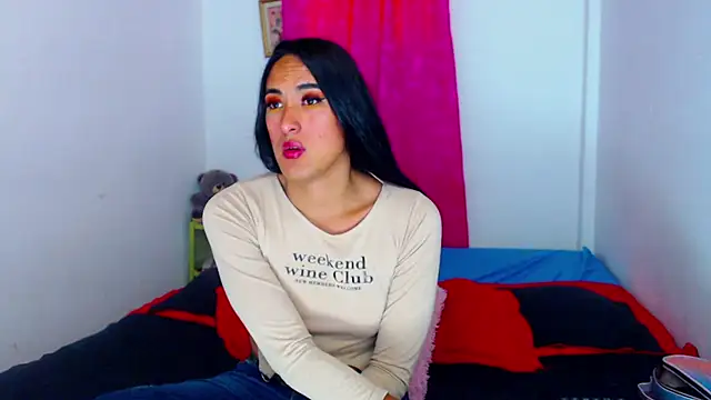 Snapshot of misss_estrella chatting on February 2026 04:13:01 PM misss estrella online show from February 2026 04:13:01 PM