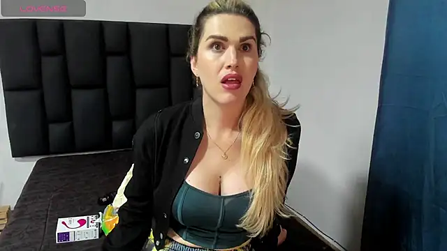 Aurora doll23 online show from March 2025 08:16:02 PM