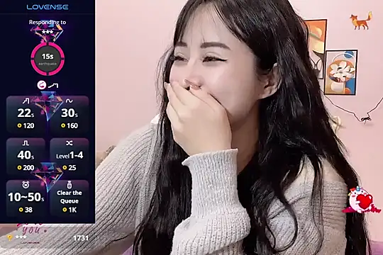  LLisa  online show from February 2025 06:20:01 PM