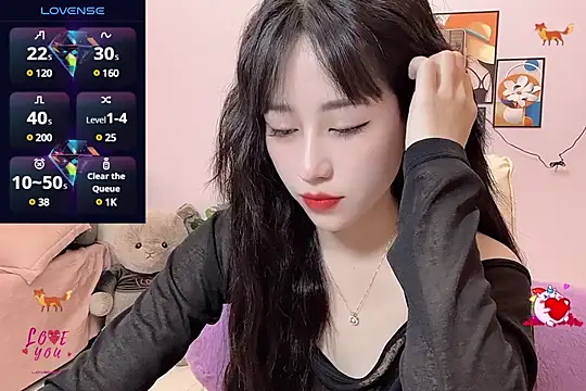  LLisa  online show from March 2025 06:56:01 PM