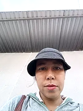 2HotAsain4u online show from December 2025 01:43:02 AM