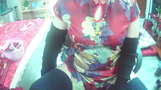 Snapshot of Miu-Le chatting on March 2025 03:45:02 PM Miu-Le online show from March 2025 03:45:02 PM