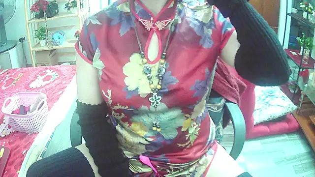 Snapshot of Miu-Le chatting on March 2025 06:47:02 PM Miu-Le online show from March 2025 06:47:02 PM