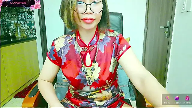 Snapshot of Miu-Le chatting on September 2025 07:02:02 PM Miu-Le online show from September 2025 07:02:02 PM