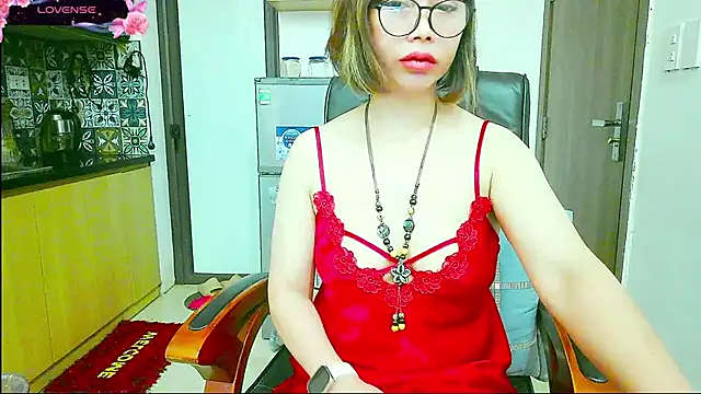 Snapshot of Miu-Le chatting on October 2025 03:54:02 PM Miu-Le online show from October 2025 03:54:02 PM