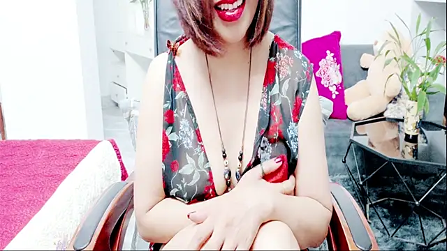 Snapshot of Miu-Le chatting on July 2026 07:24:02 AM Miu-Le online show from July 2026 07:24:02 AM