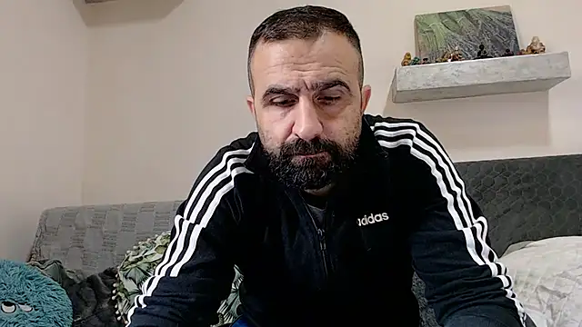 Snapshot of ivat80 chatting on December 2024 08:52:01 AM ivat80 online show from December 2024 08:52:01 AM