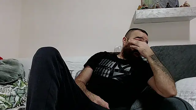 Snapshot of ivat80 chatting on December 2024 06:56:01 AM ivat80 online show from December 2024 06:56:01 AM