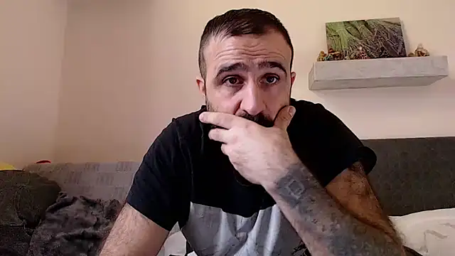 Snapshot of ivat80 chatting on January 2025 08:56:01 AM ivat80 online show from January 2025 08:56:01 AM