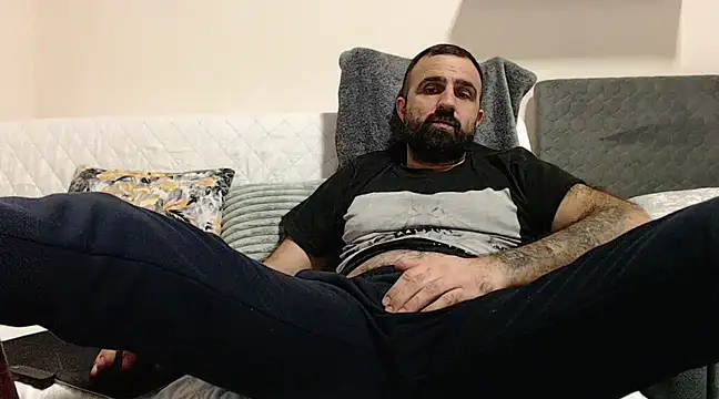 Snapshot of ivat80 chatting on March 2025 04:35:02 PM ivat80 online show from March 2025 04:35:02 PM