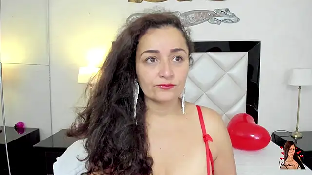  luna  sweet  online show from February 2025 03:43:02 AM