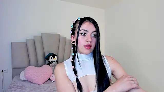 Snapshot of Alli_cooper chatting on February 2025 08:09:02 PM Alli cooper online show from February 2025 08:09:02 PM