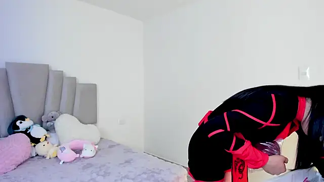 Snapshot of Alli_cooper chatting on February 2025 08:18:01 PM Alli cooper online show from February 2025 08:18:01 PM