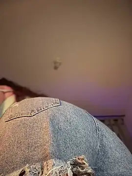 Snapshot of Zeli_66 chatting on February 2025 03:58:02 AM Zeli 66 online show from February 2025 03:58:02 AM