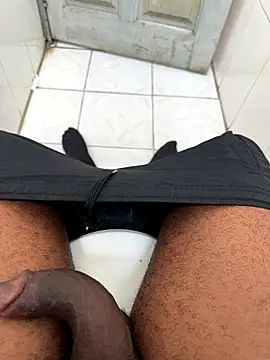 Black-mamba-madingo online show from November 2025 11:33:02 AM