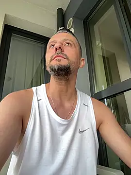 InsaneMattt online show from August 2026 04:15:02 AM
