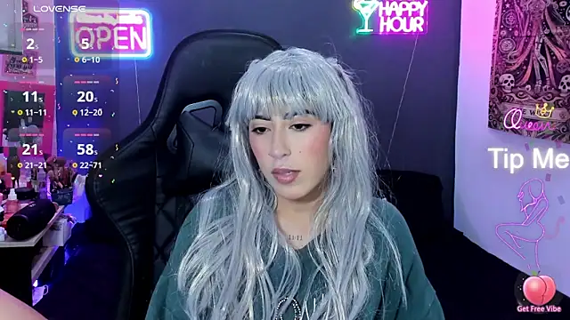 chaymae nah  online show from April 2026 03:22:02 AM