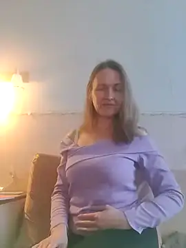 Evelina cute online show from November 2025 10:16:02 AM