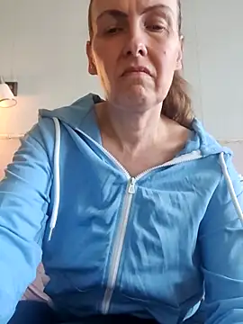 Evelina cute online show from April 2026 05:41:01 AM