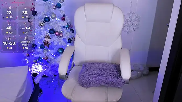 Snapshot of nyna_1 chatting on December 2024 06:45:02 PM nyna 1 online show from December 2024 06:45:02 PM