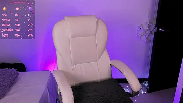 Snapshot of nyna_1 chatting on February 2025 09:55:01 PM nyna 1 online show from February 2025 09:55:01 PM