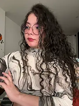 Antoniart  online show from March 2025 02:10:02 AM