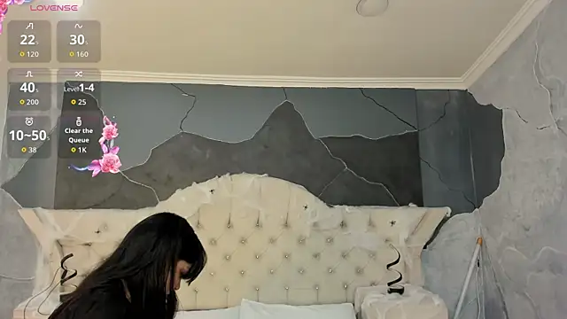 Snapshot of AmberGreyy_ chatting on October 2025 05:10:01 PM AmberGreyy online show from October 2025 05:10:01 PM