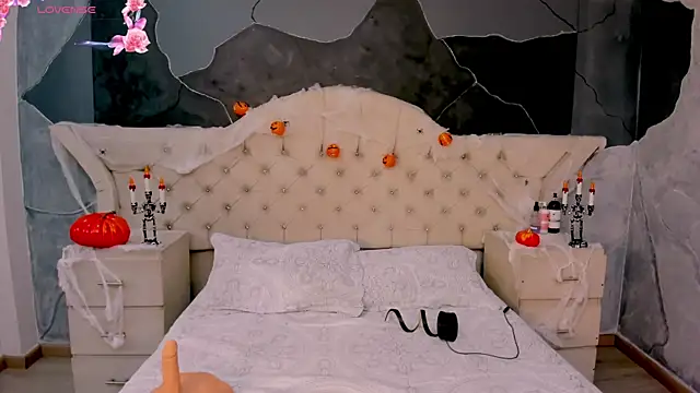 Snapshot of AmberGreyy_ chatting on October 2025 01:20:02 PM AmberGreyy online show from October 2025 01:20:02 PM