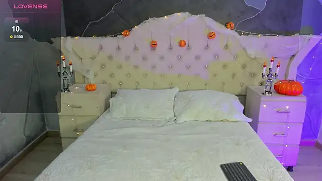 Snapshot of AmberGreyy_ chatting on October 2025 01:12:02 PM AmberGreyy online show from October 2025 01:12:02 PM