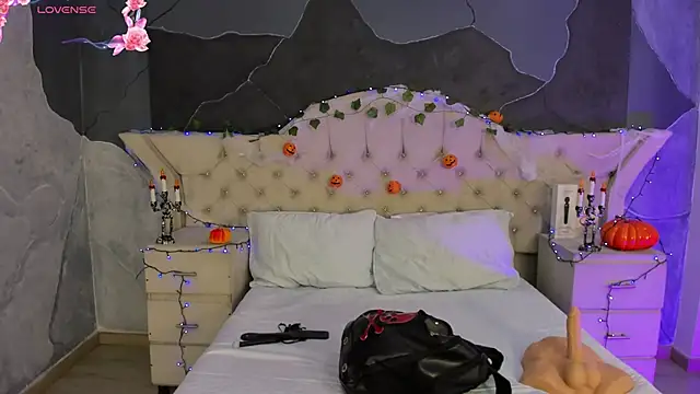 Snapshot of AmberGreyy_ chatting on October 2025 05:23:02 PM AmberGreyy online show from October 2025 05:23:02 PM