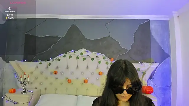 Snapshot of AmberGreyy_ chatting on October 2025 05:47:01 PM AmberGreyy online show from October 2025 05:47:01 PM