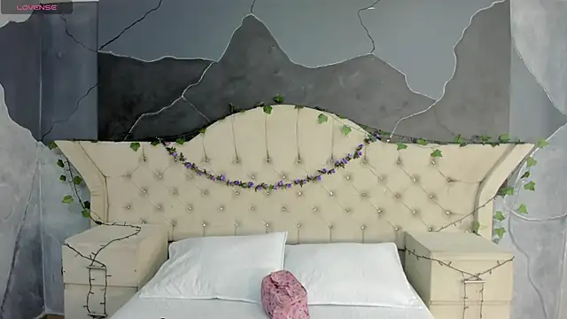 Snapshot of AmberGreyy_ chatting on November 2025 06:09:02 PM AmberGreyy online show from November 2025 06:09:02 PM