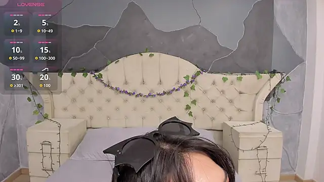 Snapshot of AmberGreyy_ chatting on November 2025 06:08:01 PM AmberGreyy online show from November 2025 06:08:01 PM