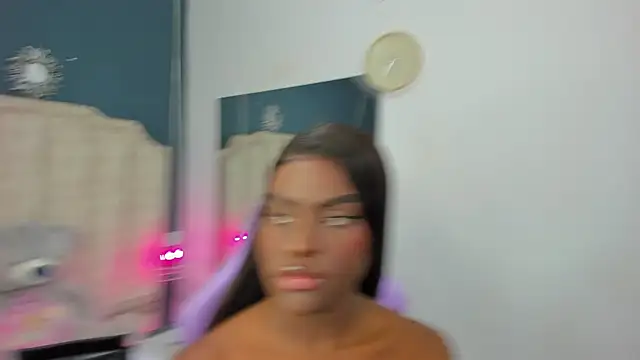 Snapshot of IsabellaBromsS chatting on January 2025 08:33:02 PM IsabellaBromsS online show from January 2025 08:33:02 PM