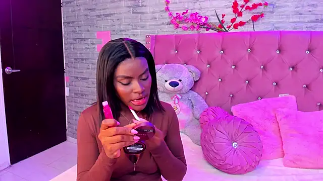 Snapshot of IsabellaBromsS chatting on February 2025 09:22:01 PM IsabellaBromsS online show from February 2025 09:22:01 PM