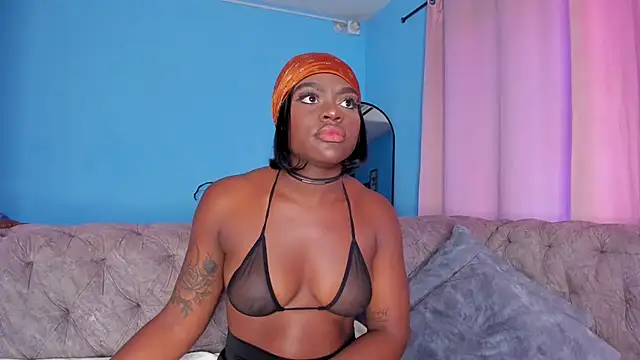 IsabellaBromsS online show from March 2026 12:32:01 PM